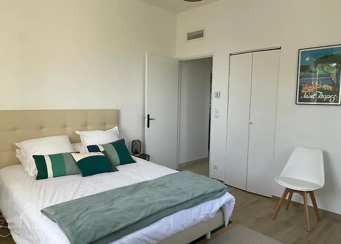 For 6 With Terrace 100 M From The Sea Apartment *